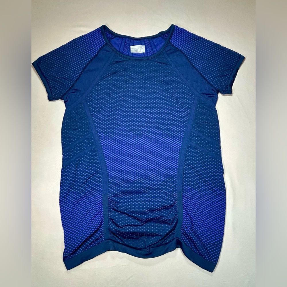 Athleta Workout Shirt XL cross training running workout